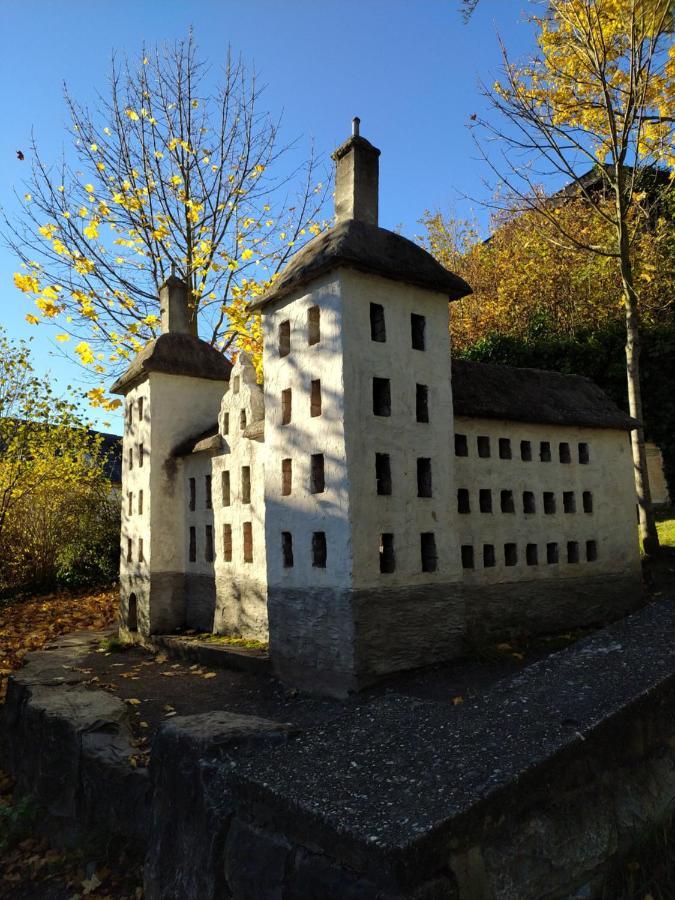 アルンスベルクPanoramahaus Sauerlandアパートメント エクステリア 写真